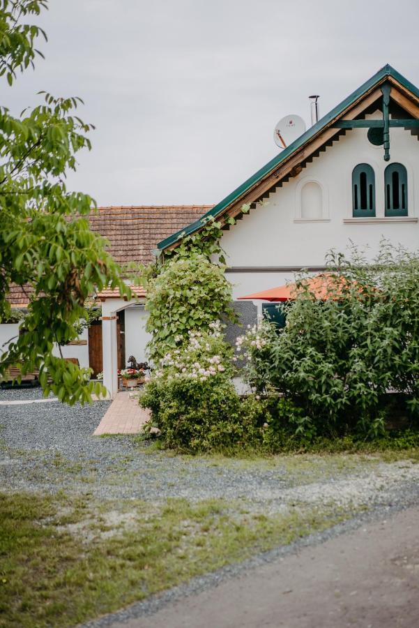 Maria Bild Landhaus Schaller Im Suedburgenland מראה חיצוני תמונה